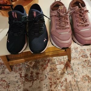 Puma Women's Navy and Mauve Sneakers Selling As Set